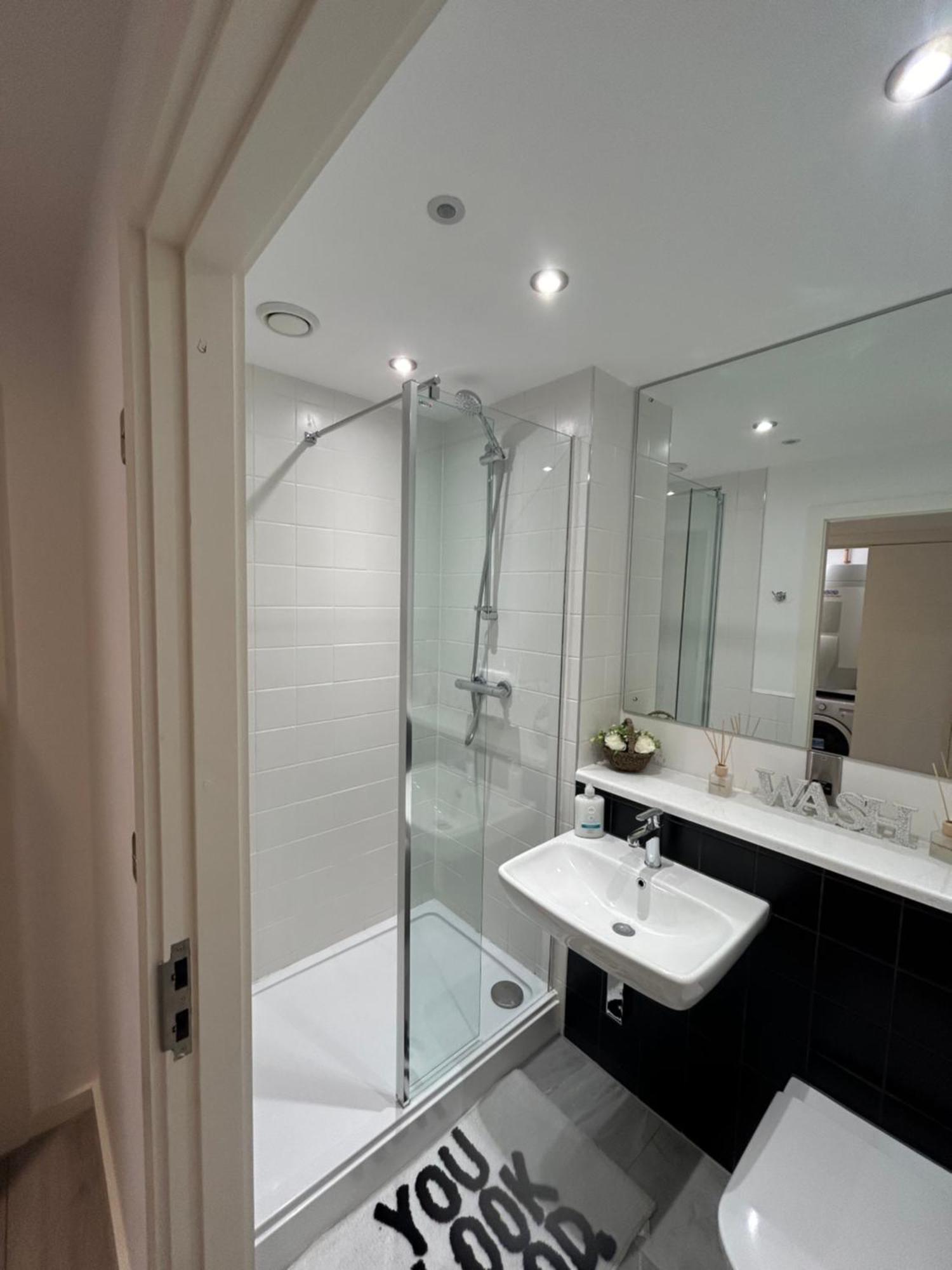 Park Central Liverpool Apartment エクステリア 写真
